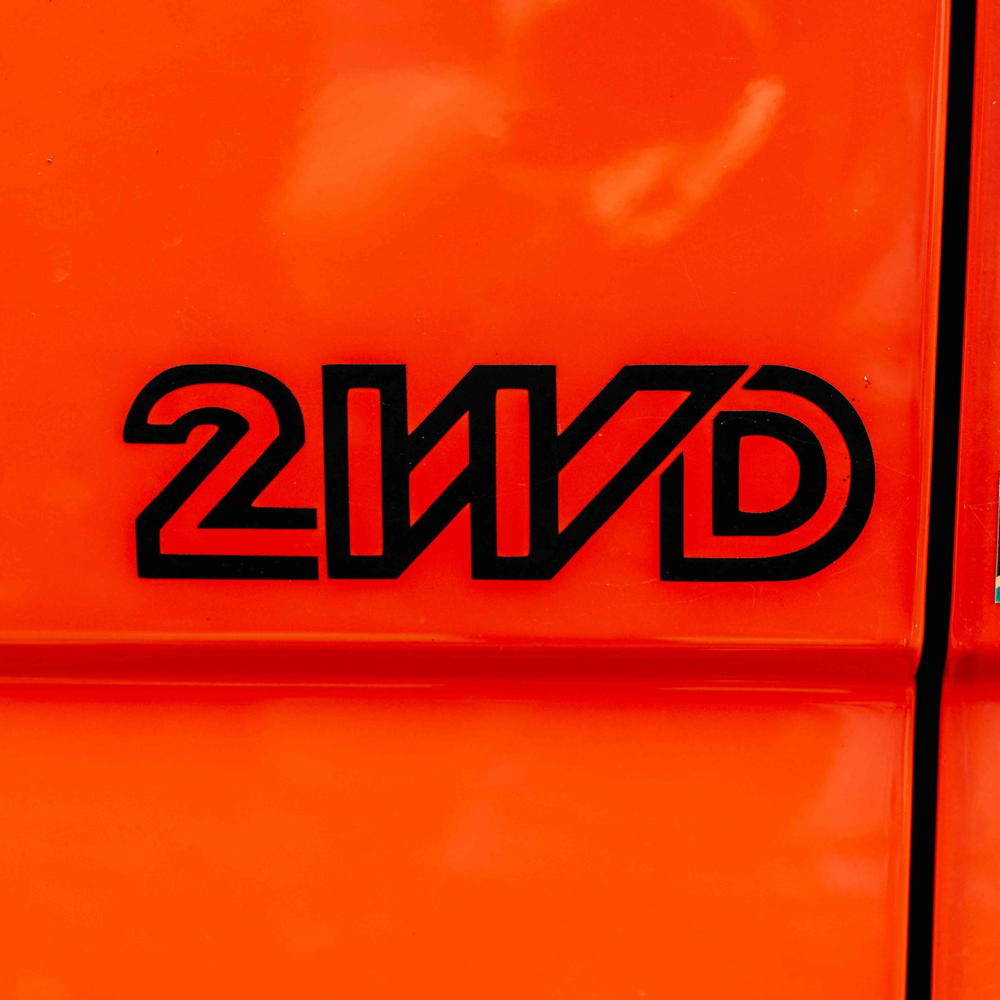 2WD Auto-Sticker / Vinyl / Wetterfest / Unterschiedliche Farben / 2 Sticker