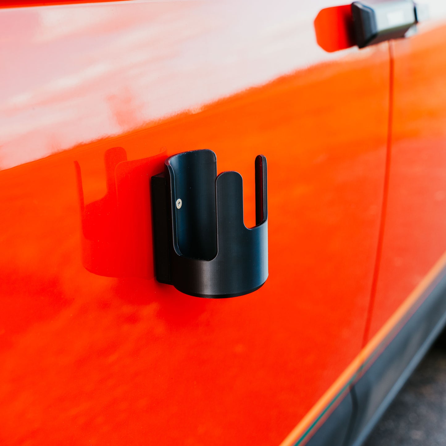 Magnetischer Getränkehalter – Flexibler Halt für Camper und Alltag